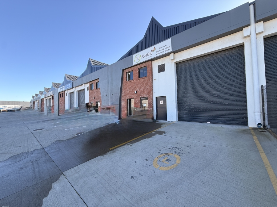 To Let Commercial Property for Rent in Rivergate Western Cape